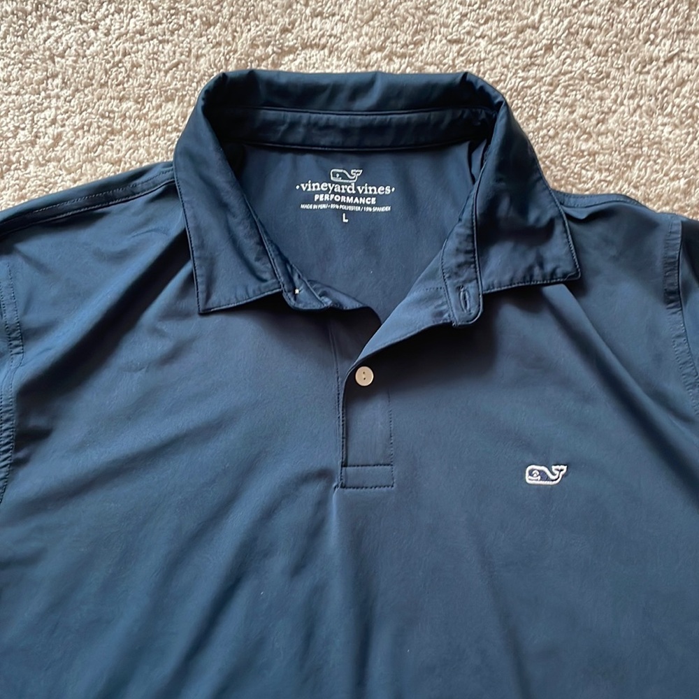 Vineyard vines dry fit golf shirt large